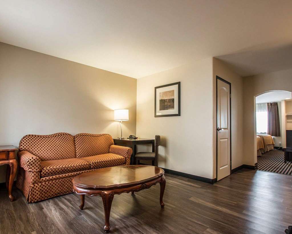Americas Best Value Inn & Suites Escondido Quarto foto